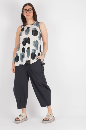 so230236 - Soh Trousers @ Walkers.Style buy women's clothes online or at our Norwich shop.