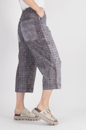 rh240168 - Rundholz Trousers @ Walkers.Style buy women's clothes online or at our Norwich shop.